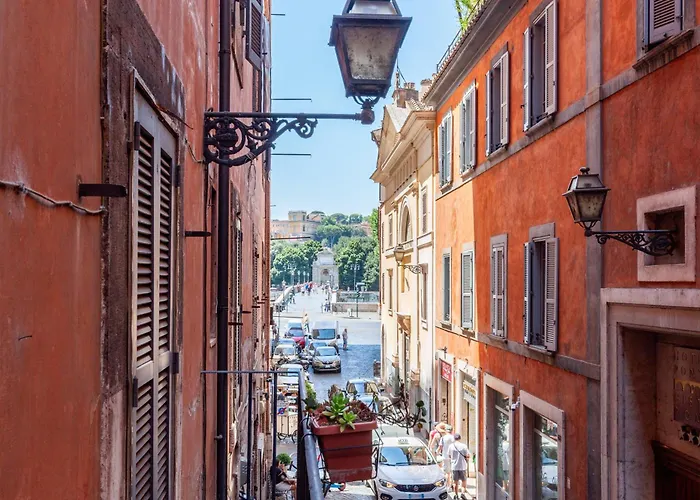 Luxury Historic Apartment Campo dei Fiori